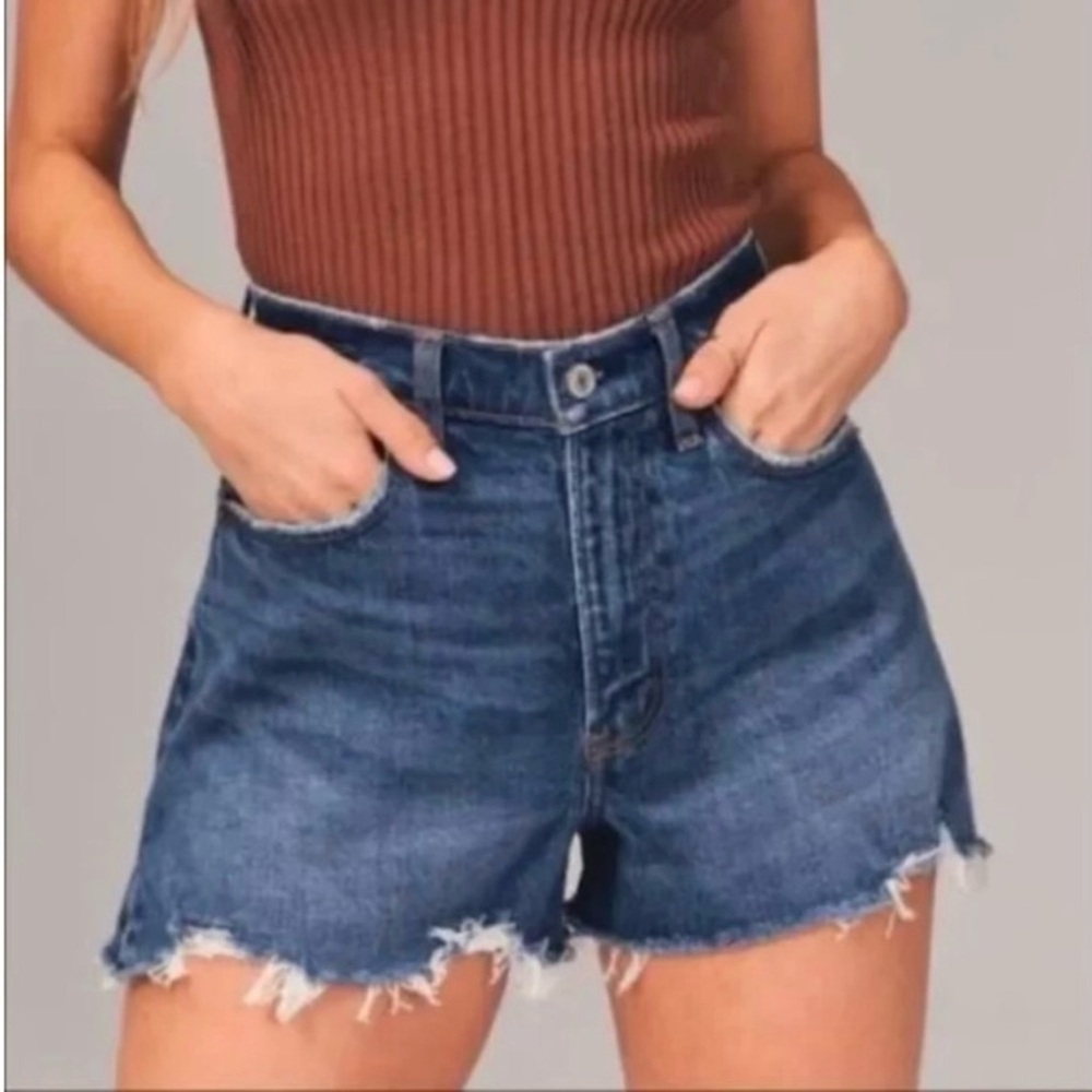 Abercrombie Fitch 10 (30W) The Cutoff Denim Short High-Rise Women’s Jeans Shorts